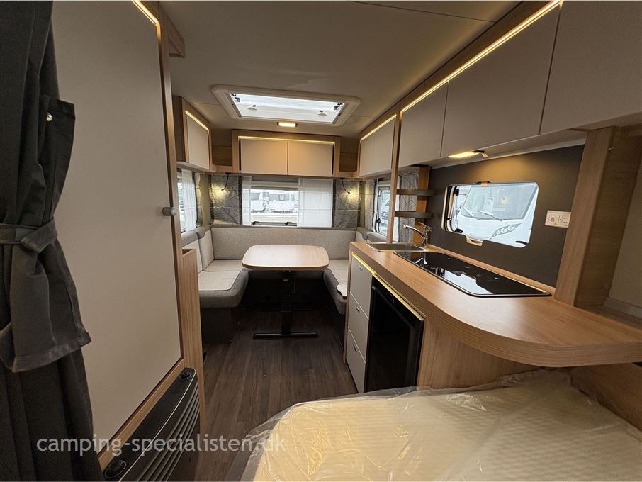 Knaus Sport 450 FU